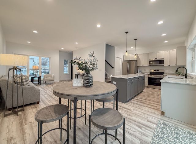 102 N Mill Street, Dowagiac, MI 49047