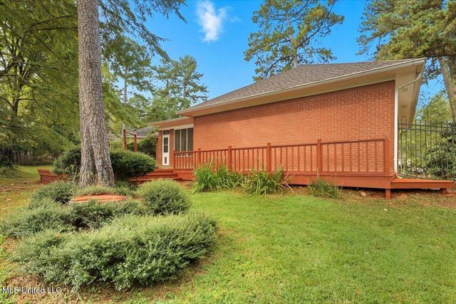 25 Moss Woods Cove, Madison, MS 39110