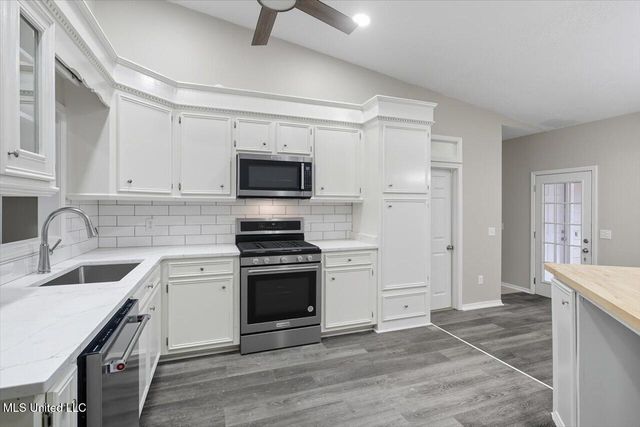 25 Moss Woods Cove, Madison, MS 39110