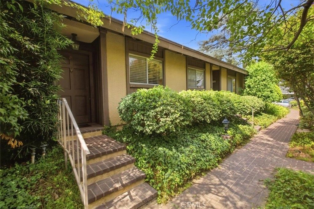 750 Arcadia Avenue 10, Arcadia, CA 91007 — photo 2