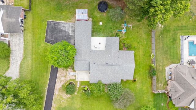 25820 Wax Rd, Denham Springs, LA 70726