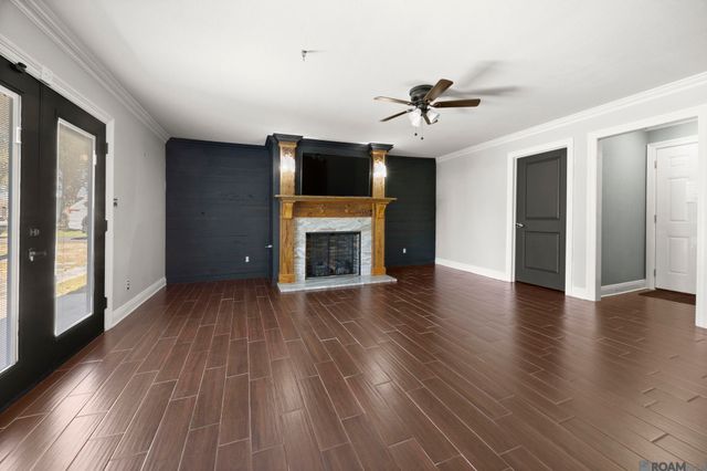 25820 Wax Rd, Denham Springs, LA 70726