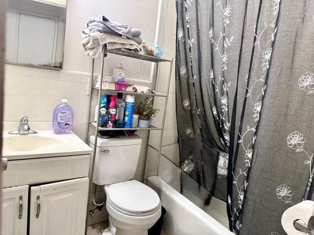 634 Yreka Drive, Salinas, CA 93906