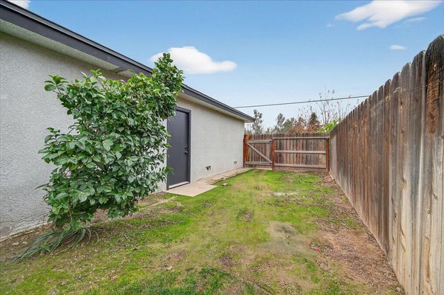 5788 S Cherry Avenue, Fresno, CA 93706