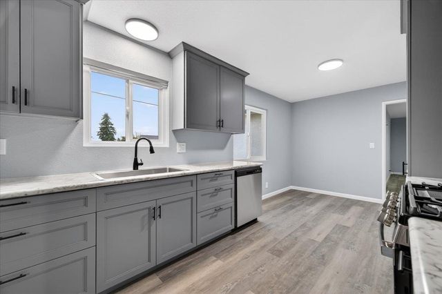 5788 S Cherry Avenue, Fresno, CA 93706