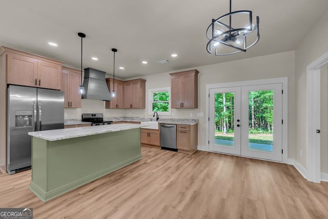 390 Champayne Trail, Hartwell, GA 30643