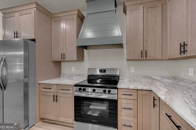 390 Champayne Trail, Hartwell, GA 30643