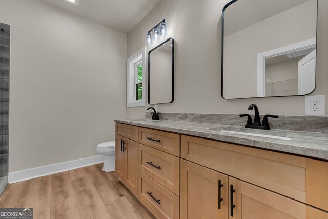 390 Champayne Trail, Hartwell, GA 30643