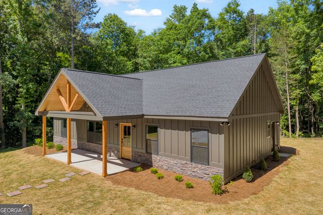 390 Champayne Trail, Hartwell, GA 30643