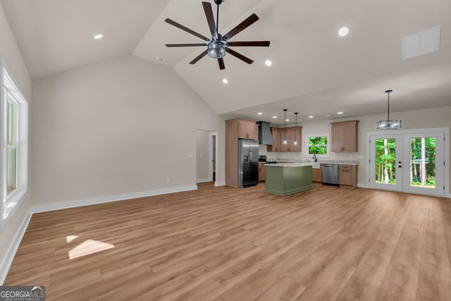 390 Champayne Trail, Hartwell, GA 30643