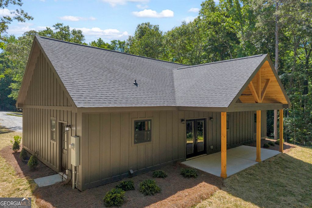 390 Champayne Trail, Hartwell, GA 30643 — photo 5
