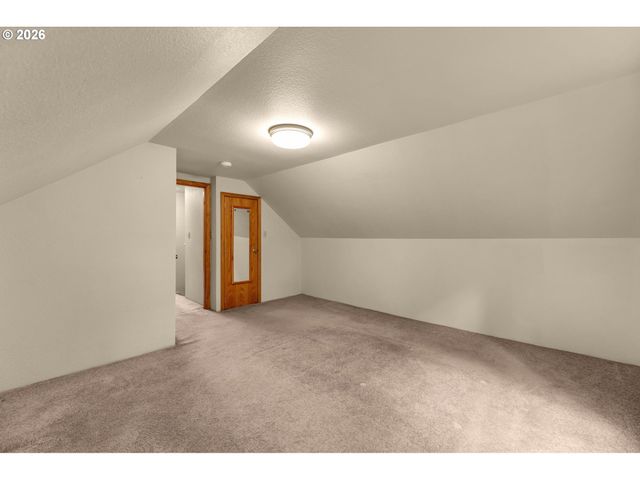 907 PIONEER St, Ridgefield, WA 98642