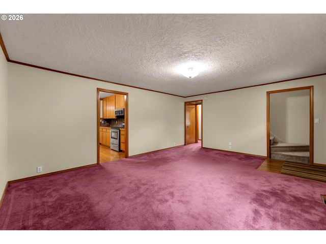 907 PIONEER St, Ridgefield, WA 98642