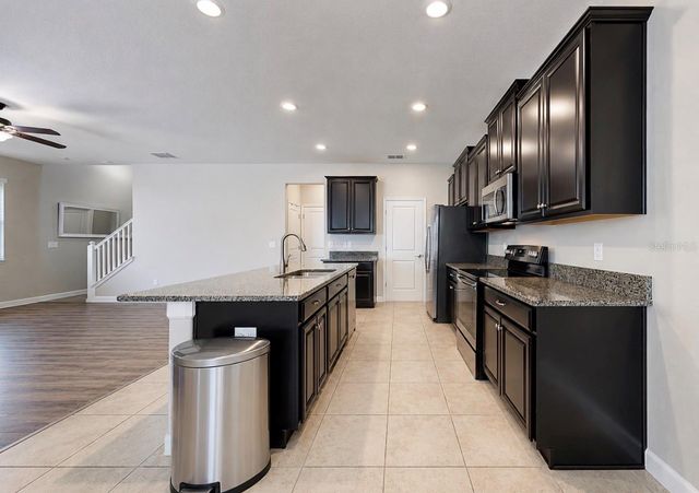 10005 SAGE CREEK DRIVE, Ruskin, FL 33573