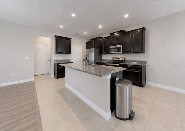 10005 SAGE CREEK DRIVE, Ruskin, FL 33573