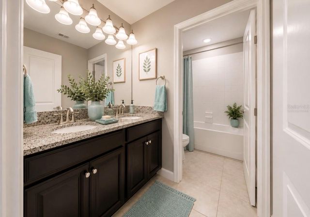 10005 SAGE CREEK DRIVE, Ruskin, FL 33573