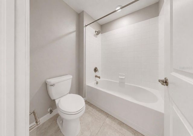10005 SAGE CREEK DRIVE, Ruskin, FL 33573
