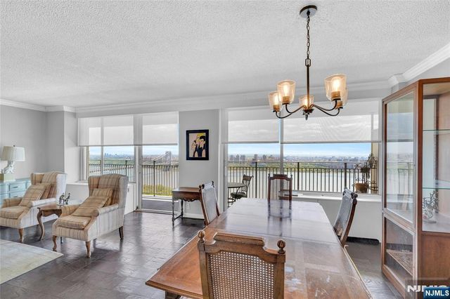 1530 Palisade Avenue 27K, Fort Lee, NJ 07024