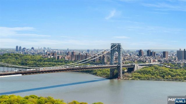 1530 Palisade Avenue 27K, Fort Lee, NJ 07024