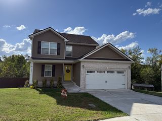 203 Casting Ct, Clarksville, TN 37043