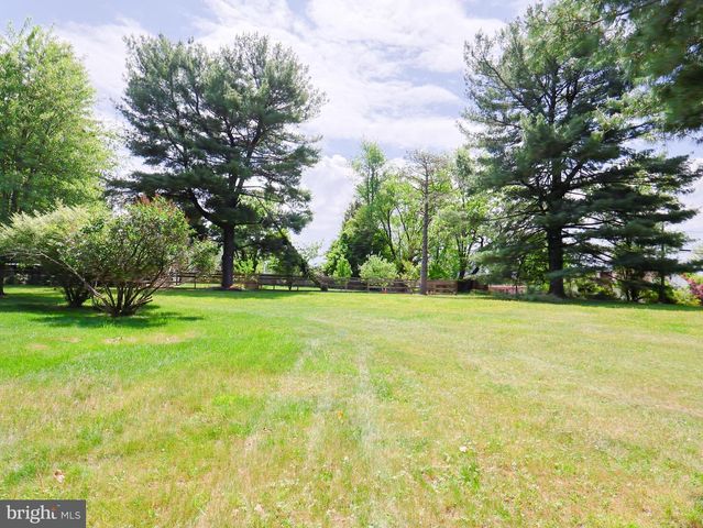 7 FRANCINE CT, Randallstown, MD 21133