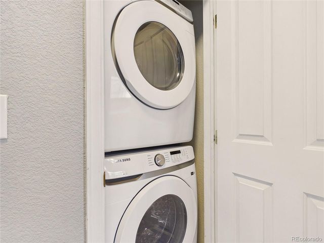 8389 S Independence Circle 11-204, Littleton, CO 80128