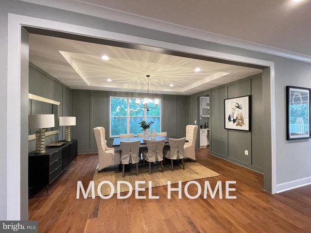 536 WALKER ST SW, Vienna, VA 22180