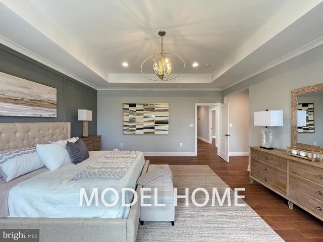536 WALKER ST SW, Vienna, VA 22180