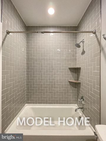 536 WALKER ST SW, Vienna, VA 22180