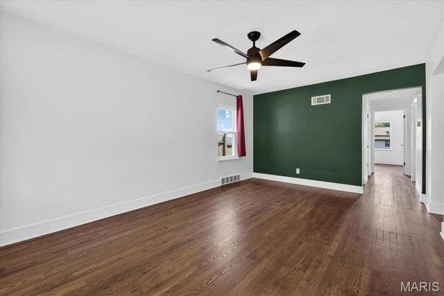 928 Wachtel Avenue, St Louis, MO 63125