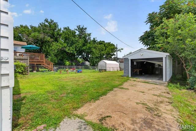 928 Wachtel Avenue, St Louis, MO 63125