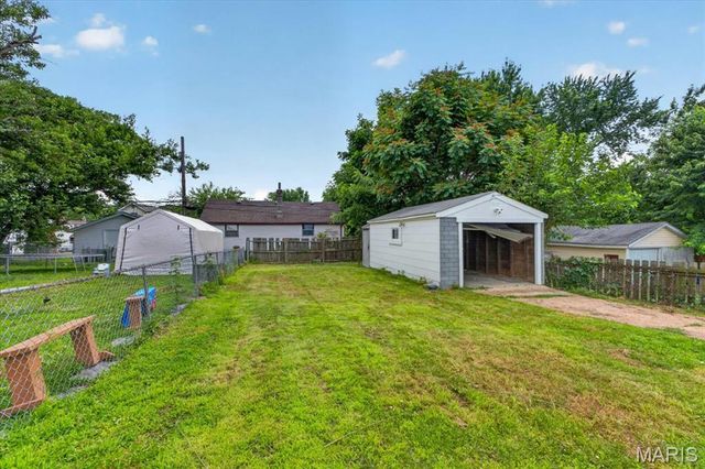 928 Wachtel Avenue, St Louis, MO 63125