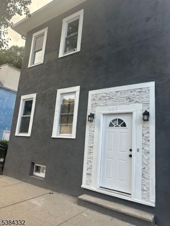 456 Harrison St, Passaic City, NJ 07055