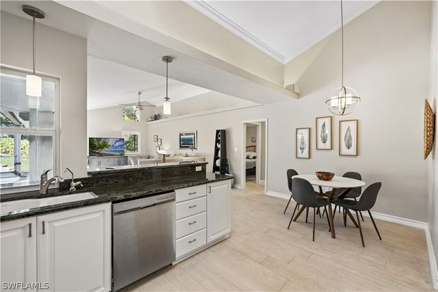 6605 Southfork, Naples, FL 34108