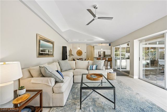 6605 Southfork, Naples, FL 34108