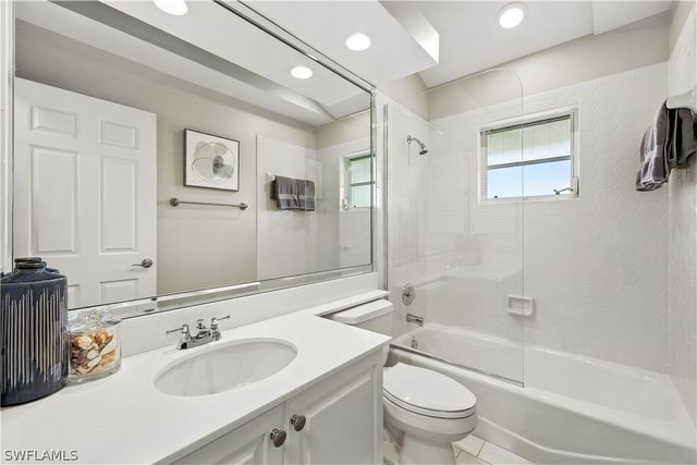 6605 Southfork, Naples, FL 34108