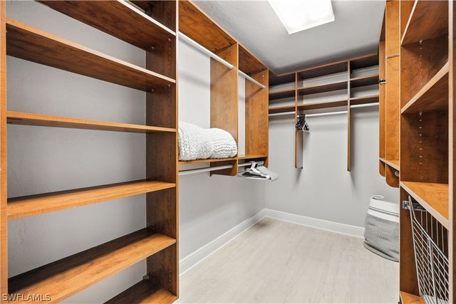 6605 Southfork, Naples, FL 34108