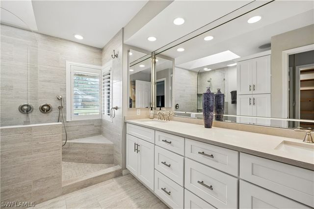 6605 Southfork, Naples, FL 34108