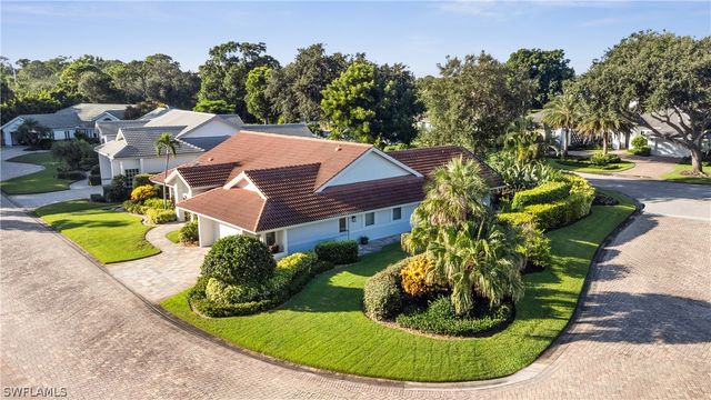 6605 Southfork, Naples, FL 34108