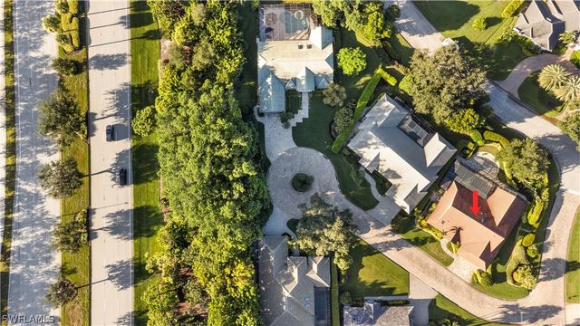 6605 Southfork, Naples, FL 34108