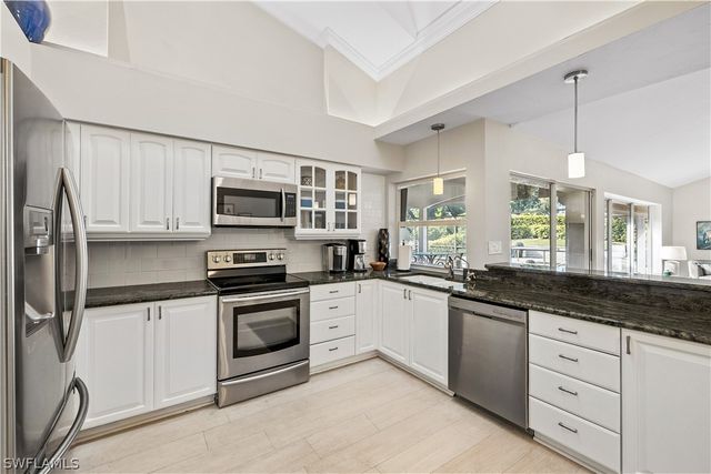 6605 Southfork, Naples, FL 34108