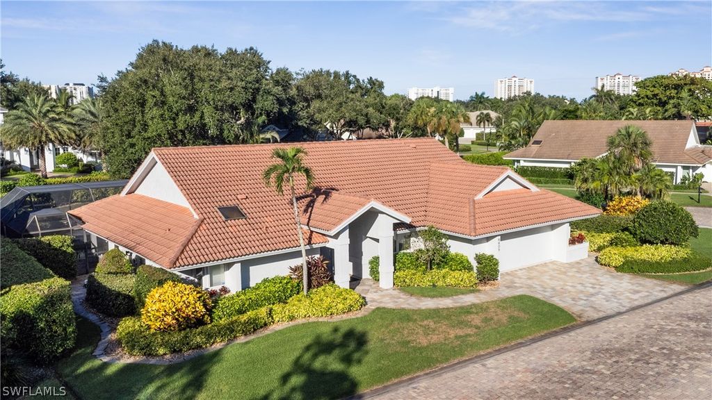 6605 Southfork, Naples, FL 34108