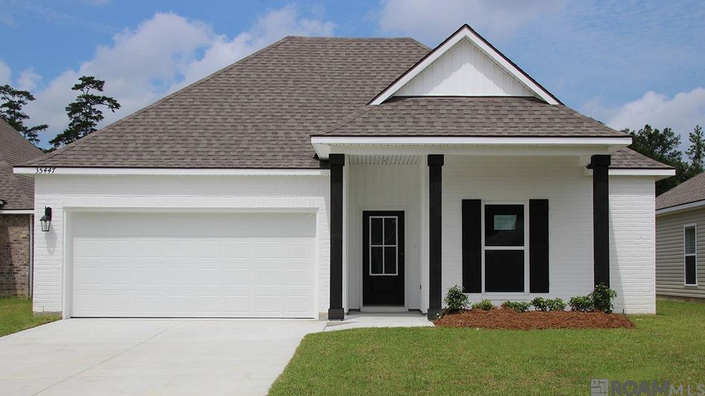 35447 Forest Manor Ave, Denham Springs, LA 70706