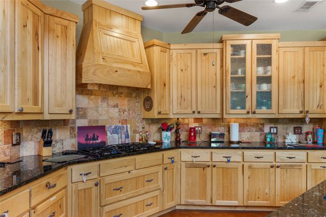485 Canyon Lake Road, Gordon, TX 76453
