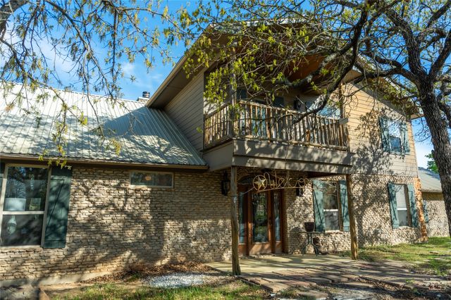 485 Canyon Lake Road, Gordon, TX 76453