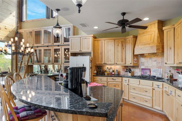 485 Canyon Lake Road, Gordon, TX 76453
