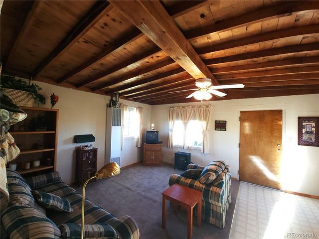 101 Doe St, Hartsel, CO 80449