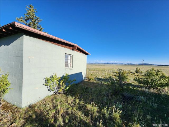 101 Doe St, Hartsel, CO 80449