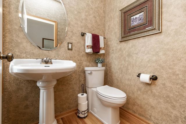 5450 Greenwood Avenue, Pleasant Hill, IA 50327