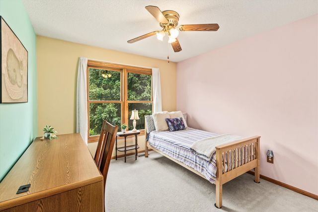 5450 Greenwood Avenue, Pleasant Hill, IA 50327